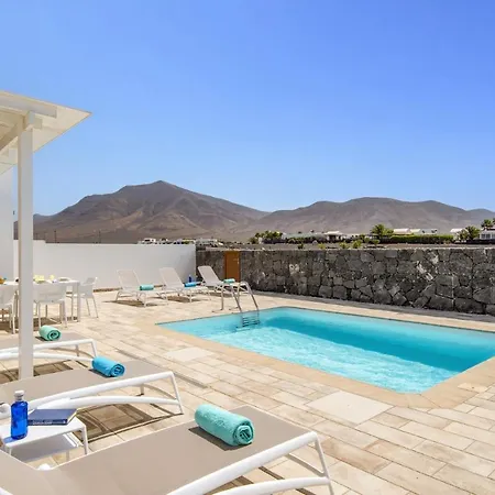 Muzu By Willa Playa Blanca (Lanzarote)